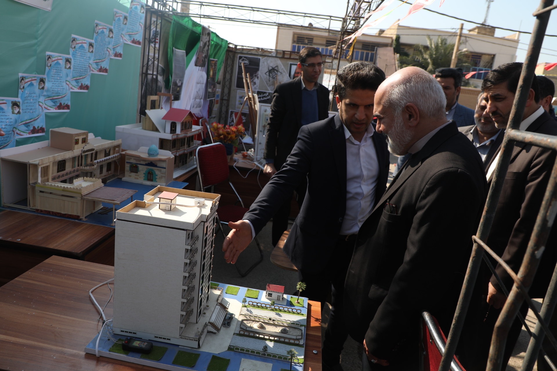 استاندار خوزستان: پیشرفت‌های کشور پس از انقلاب اسلامی قابل قیاس با قبل از انقلاب نیست