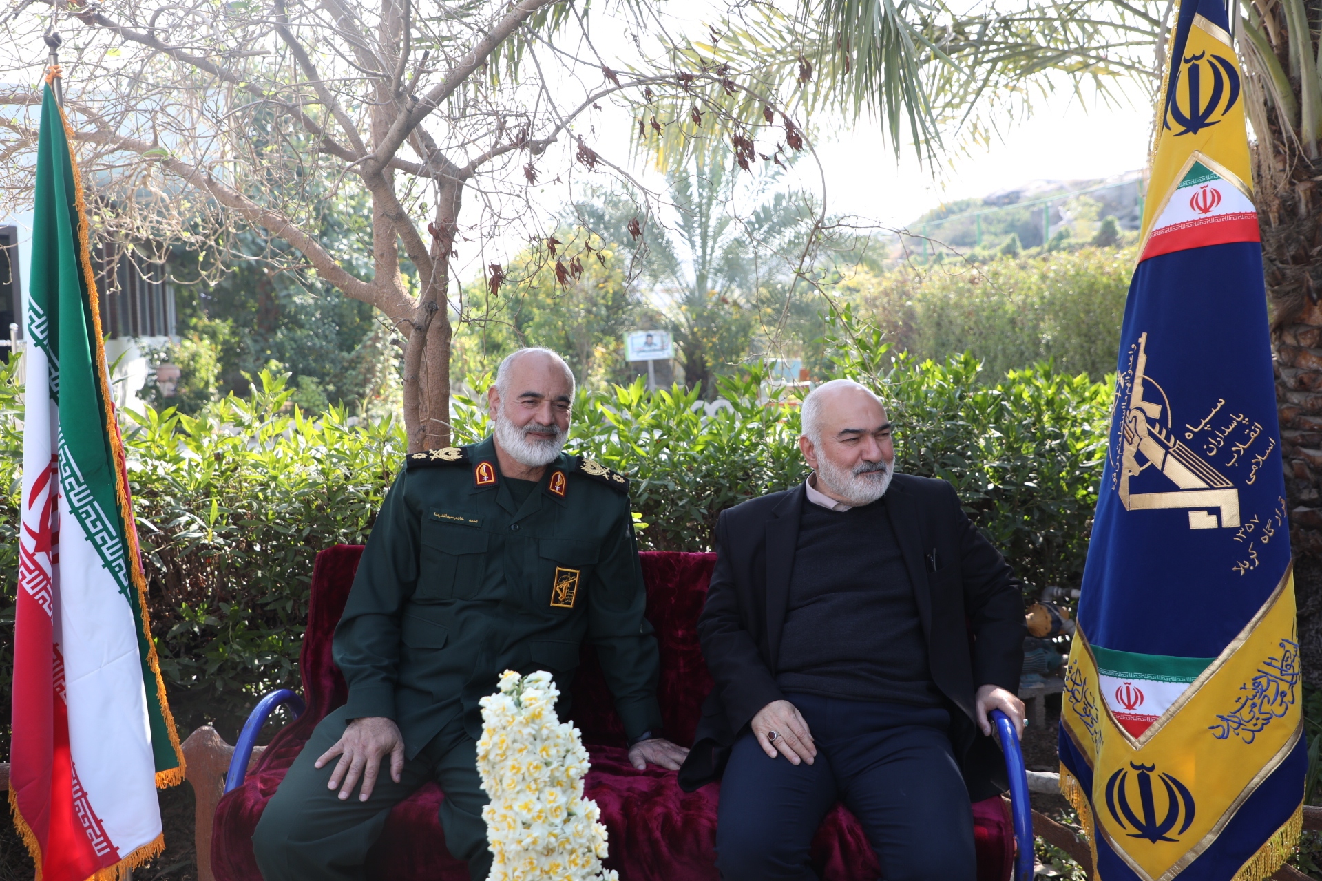دیدار صمیمانه استاندار خوزستان با فرمانده قرارگاه کربلا و فرمانده سپاه استان