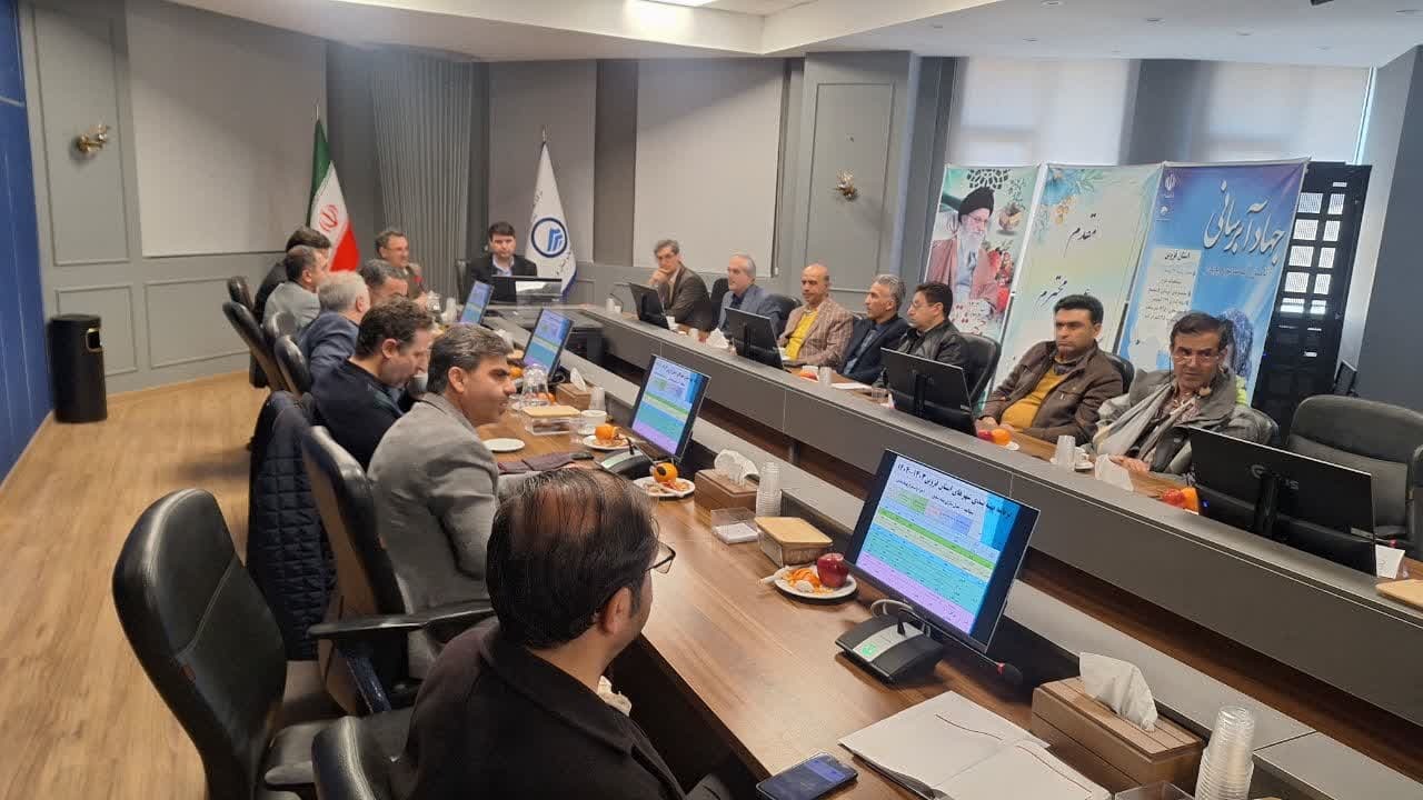 افزایش تخصیص اعتبارات پروژه های آبی استان قزوین را پیگیری می کنیم افزایش تخصیص اعتبارات پروژه های آبی استان قزوین را پیگیری می کنیم