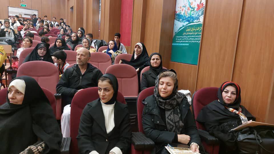 برپلیی مراسم تجلیل از تکواندوکاران قهرمان پردیس برپلیی مراسم تجلیل از تکواندوکاران قهرمان پردیس