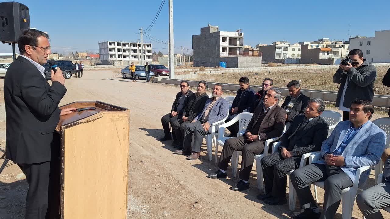 خدمت صادقانه و مستمر به مردم از مهمترین وظایف مدیران در شرایط کنونی است