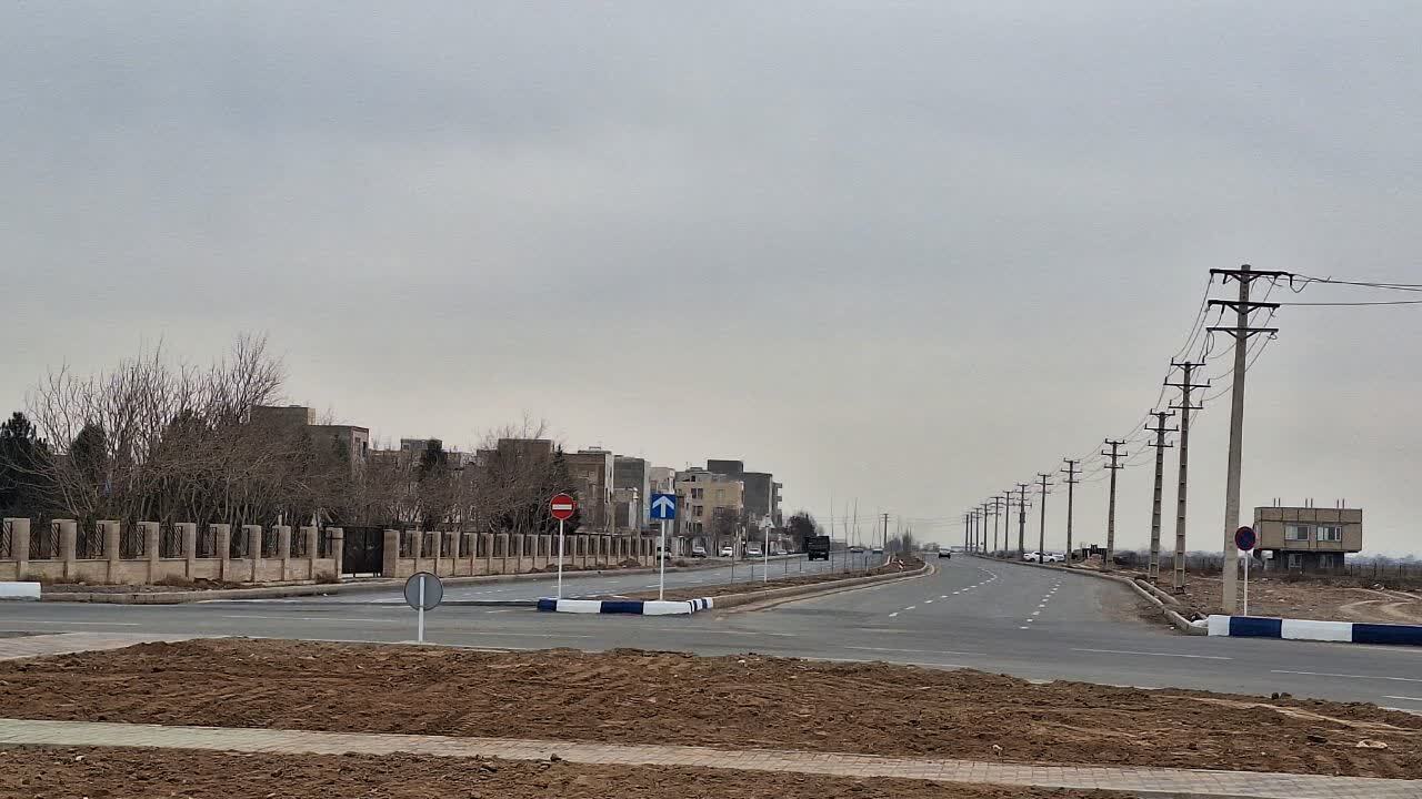 میدان و المان مدافعین حرم در شهر الوند افتتاح شد میدان و المان مدافعین حرم در شهر الوند افتتاح شد