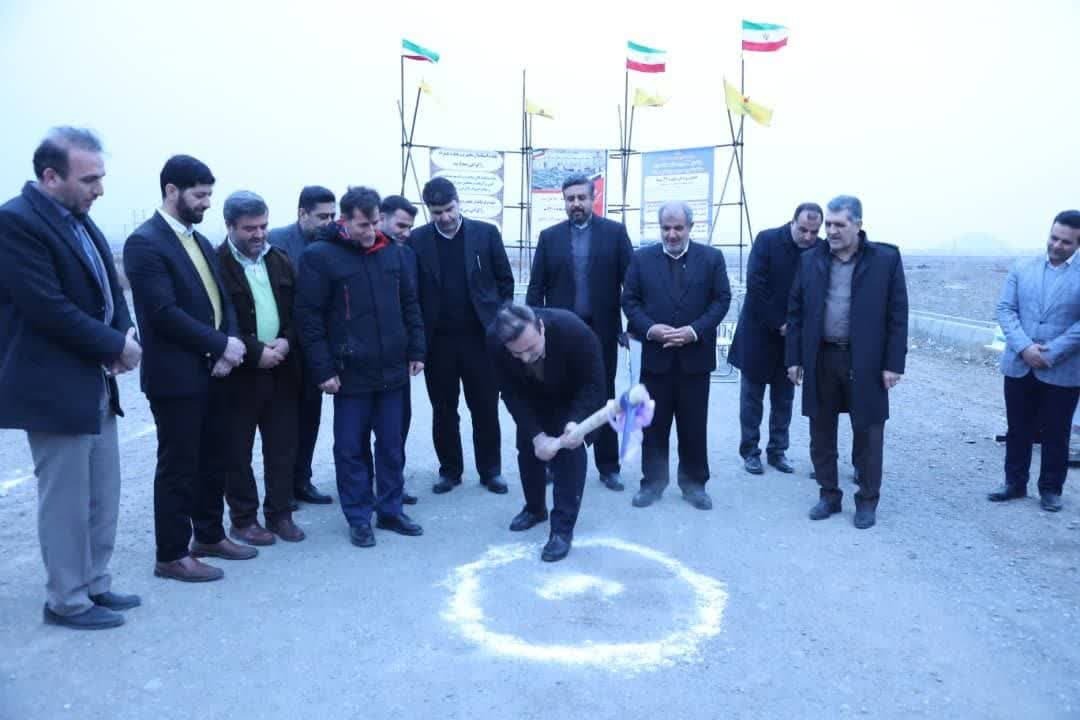 عملیات اجرایی گازرسانی به منطقه ۷ شهر محمدیه و حفرات خالی مهرگان آغاز شد