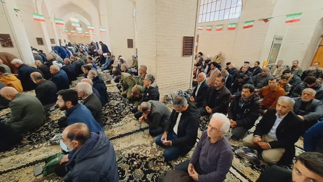 صحبت از مذاکره با آمریکا برای ملت ایران منفعتی ندارد