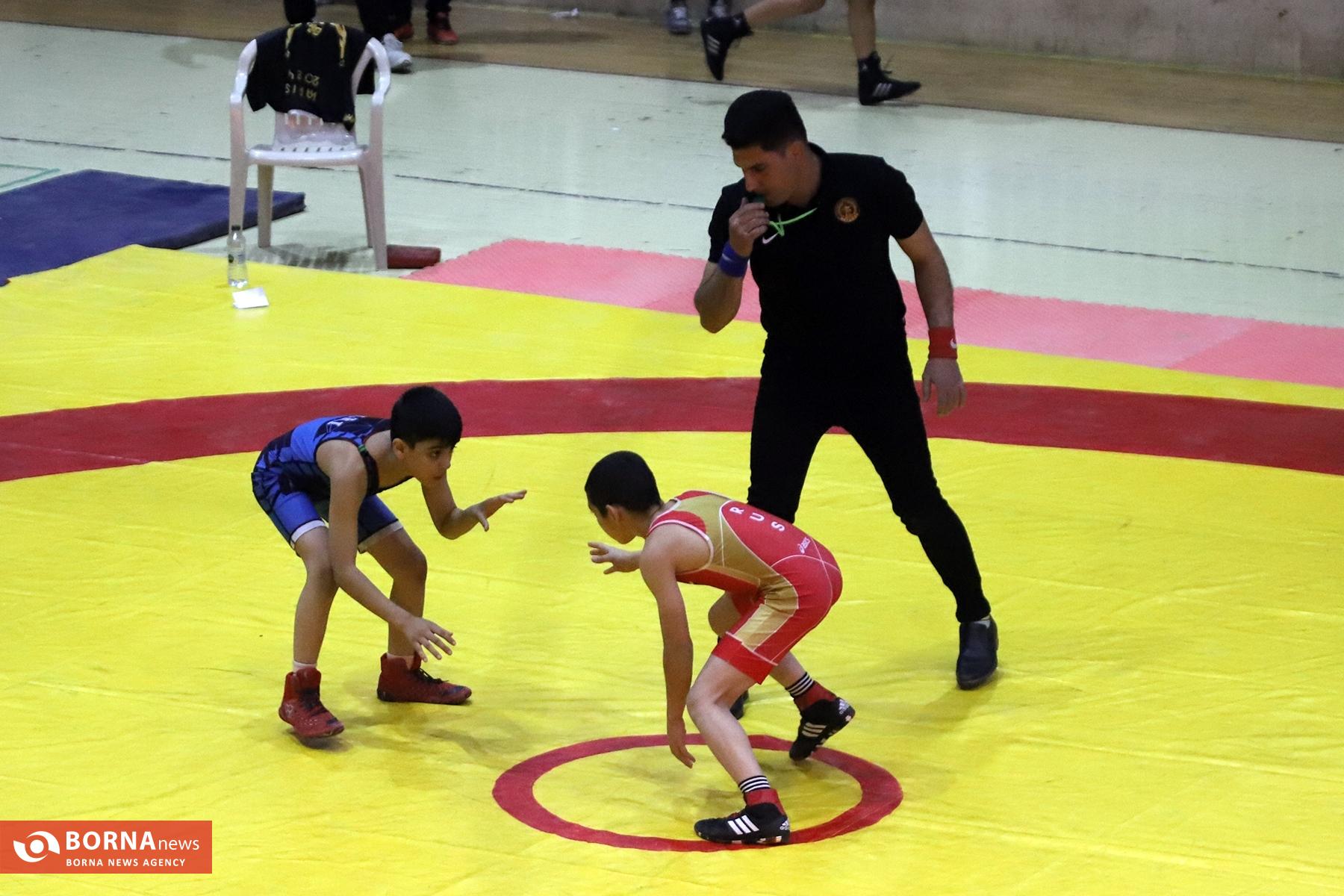 گزارش تصویری| مسابقات کشتی آزاد قهرمانی روستاییان استان کرمانشاه گزارش تصویری| مسابقات کشتی آزاد قهرمانی روستاییان استان کرمانشاه