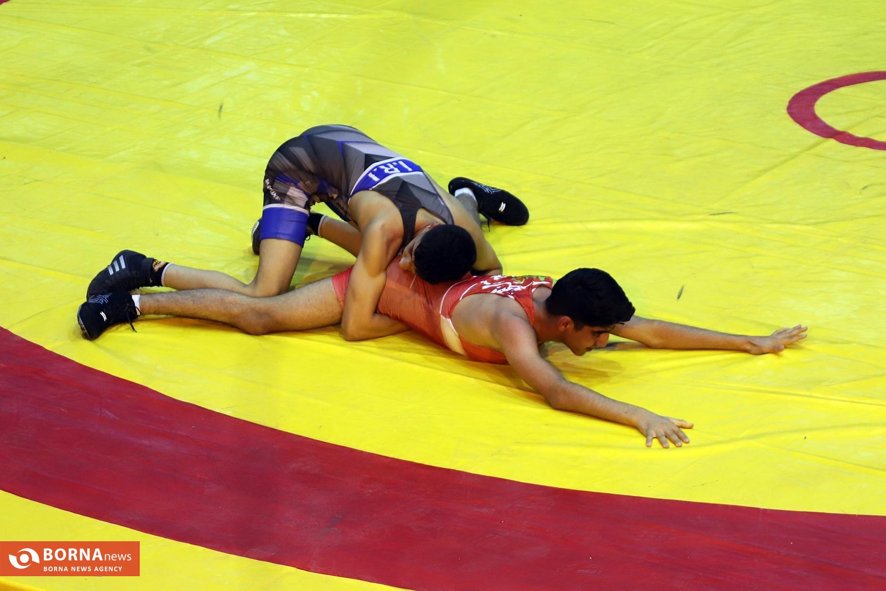 گزارش تصویری| مسابقات کشتی آزاد قهرمانی روستاییان استان کرمانشاه گزارش تصویری| مسابقات کشتی آزاد قهرمانی روستاییان استان کرمانشاه