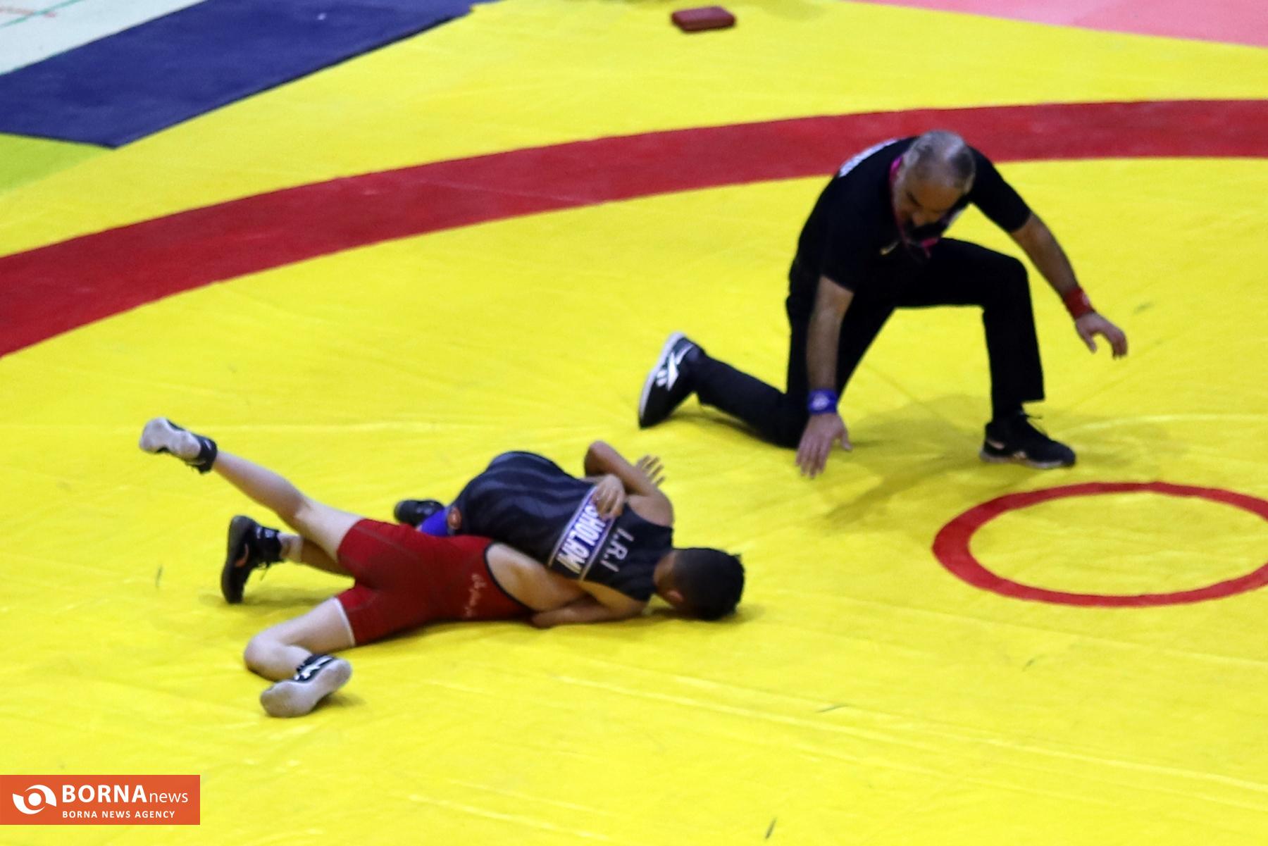 گزارش تصویری| مسابقات کشتی آزاد قهرمانی روستاییان استان کرمانشاه گزارش تصویری| مسابقات کشتی آزاد قهرمانی روستاییان استان کرمانشاه