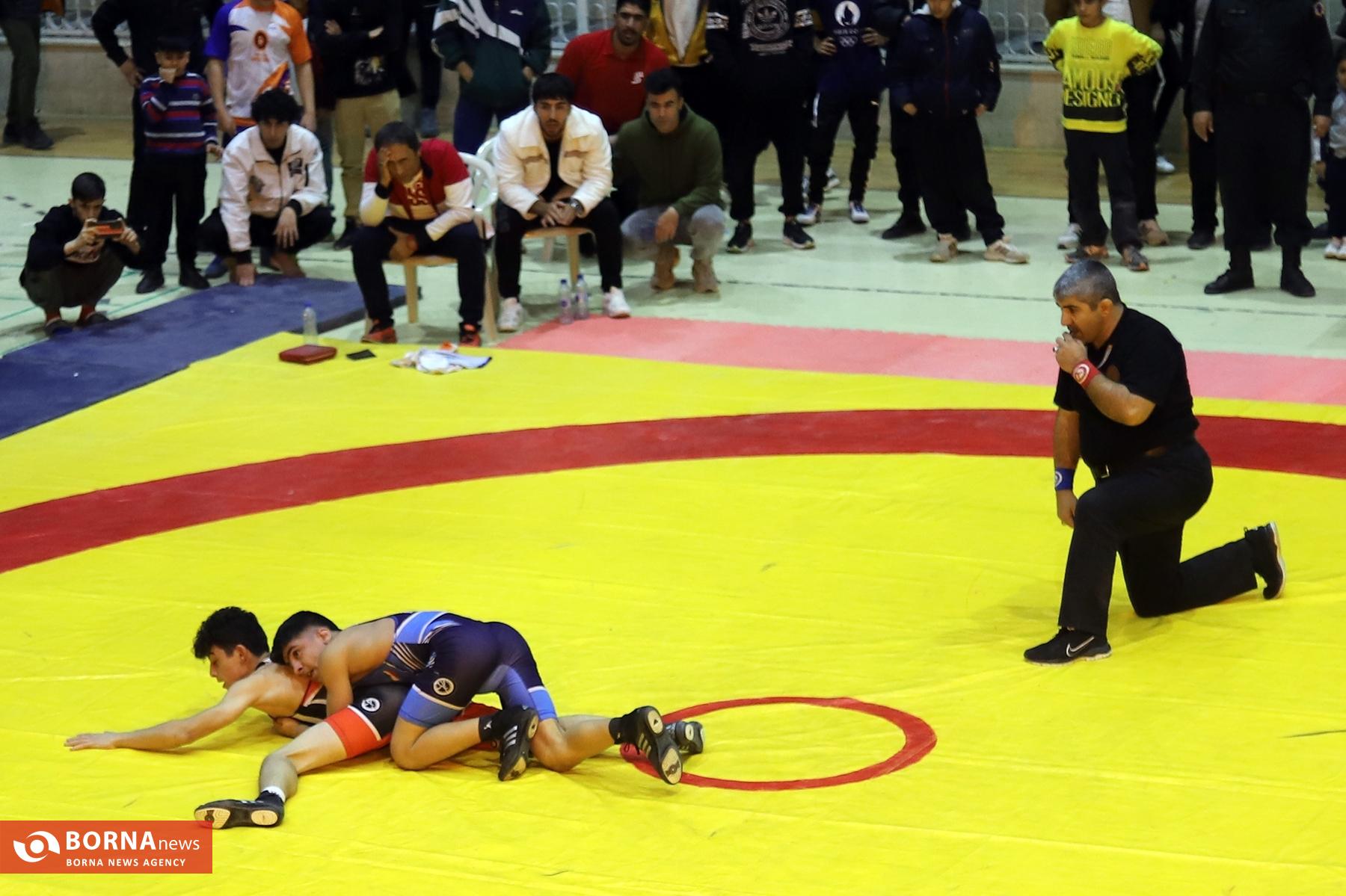 گزارش تصویری| مسابقات کشتی آزاد قهرمانی روستاییان استان کرمانشاه گزارش تصویری| مسابقات کشتی آزاد قهرمانی روستاییان استان کرمانشاه