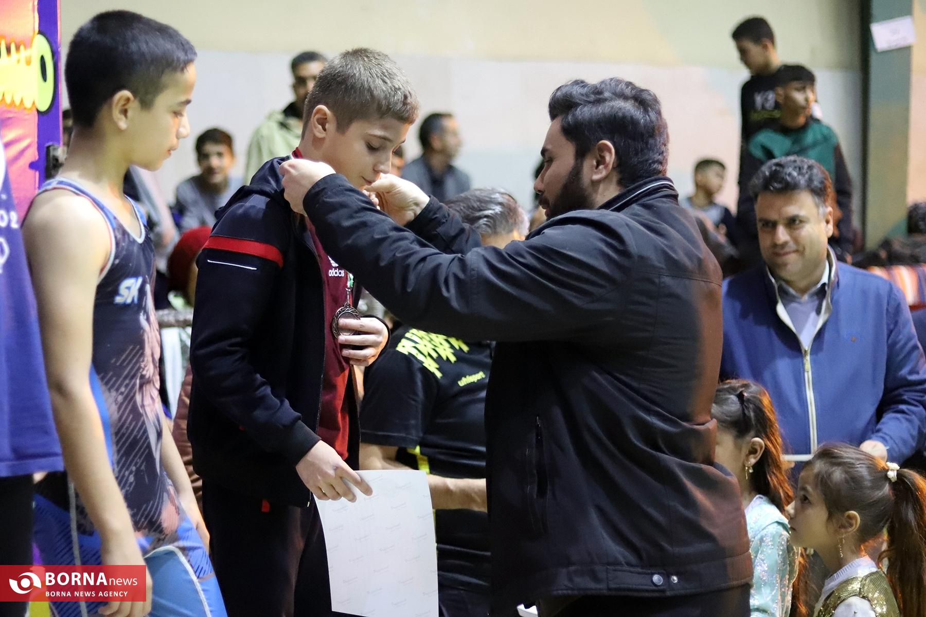 گزارش تصویری| مسابقات کشتی آزاد قهرمانی روستاییان استان کرمانشاه گزارش تصویری| مسابقات کشتی آزاد قهرمانی روستاییان استان کرمانشاه