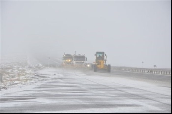 آزادراه قزوین به رشت مسدود شد آزادراه قزوین به رشت مسدود شد
