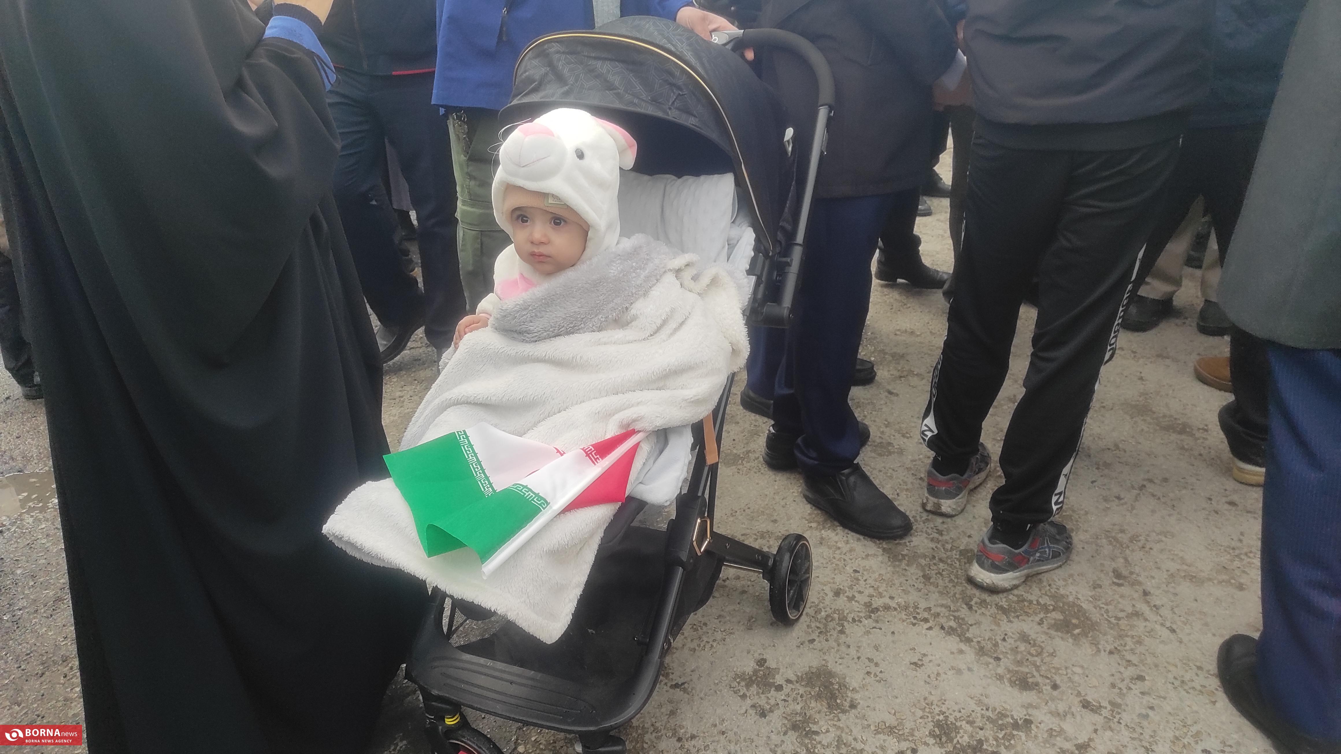 حضور پرشور کرمانشاهیان در راهپیمایی ۲۲ بهمن