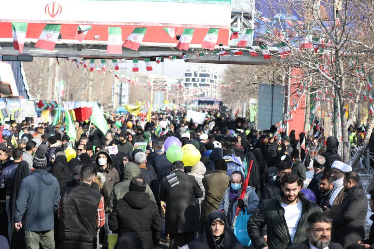 مردم البرز در ۲۲ بهمن ۱۴۰۳ حماسه آفریدند