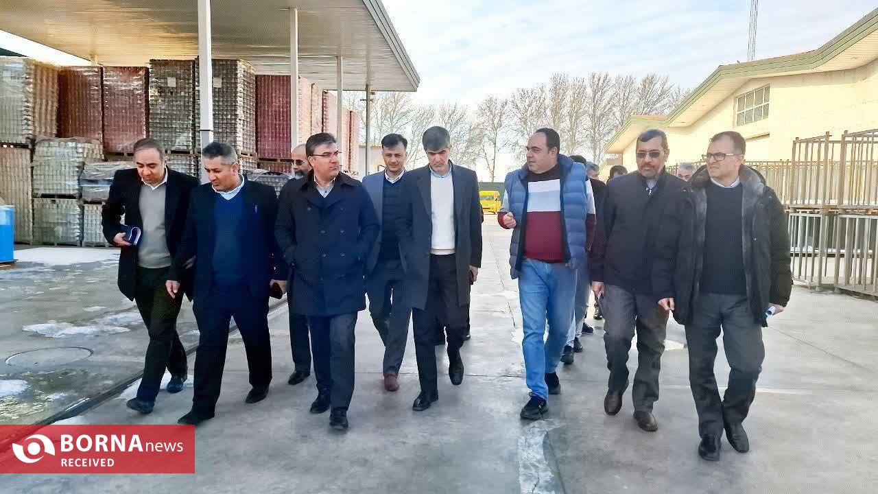 بازدید معاون استاندار تهران از واحد‌های تولیدی و کشاورزی در شهرستان ملارد