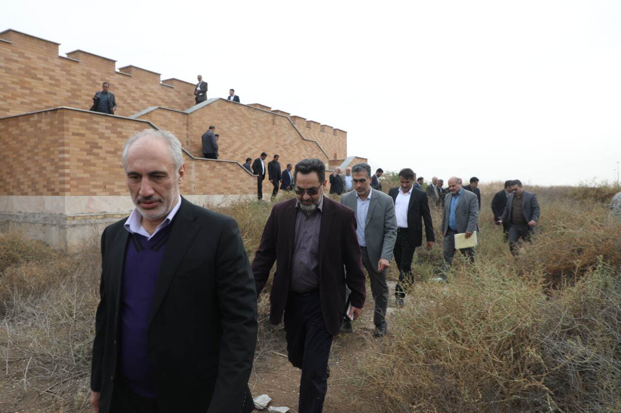 عزم دولت چهاردهم بر تسریع در اجرای طرح‌های ملی و منطقه ایی در اروند