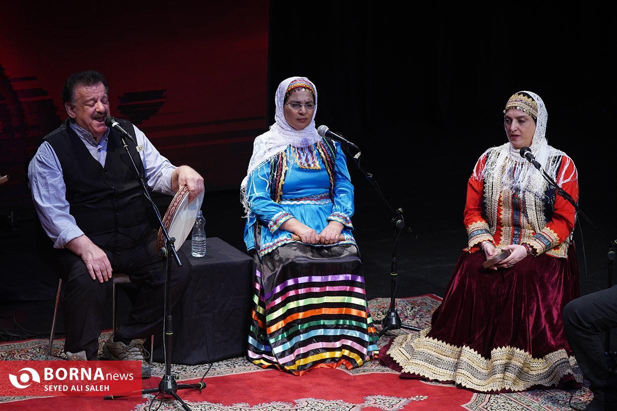 ناصر وحدتی: وزیر ارشاد باید نگاه تاخ گذشته را به موسیقی نواحی تغییر دهد/ موسیقی‌های فولکلور عتیقه‌های فرهنگی ما هستند