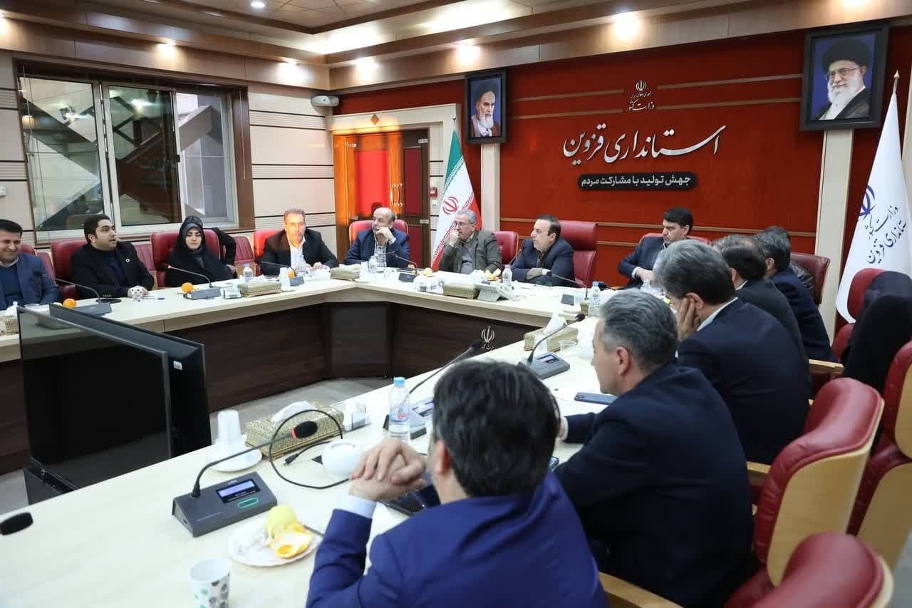  نوذری: جذب گردشگر، عامل رونق اقتصادی و اشتغال‌زایی استان قزوین است