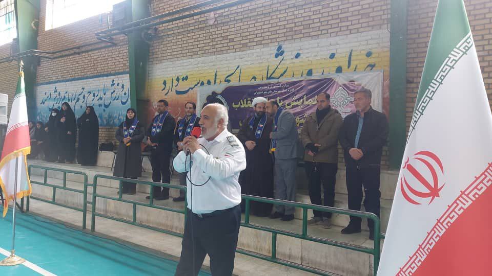 همایش یاوران انقلاب، پیشتازان مقاومت پردیس برگزار شد