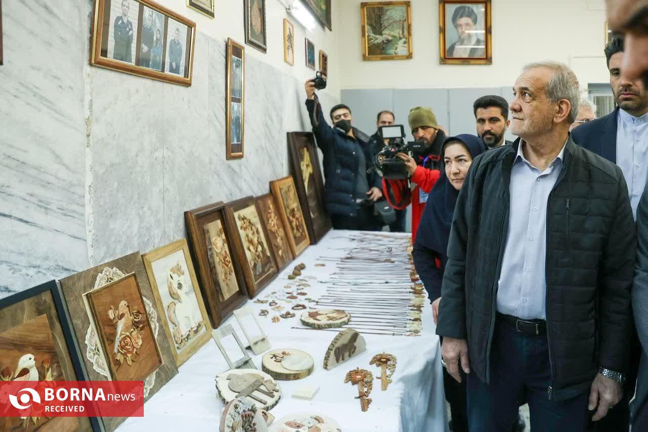 حضور رئیس جمهور در اسلامشهر و بازدید از مرکز خیریه و نیکوکاری ریحانه‌