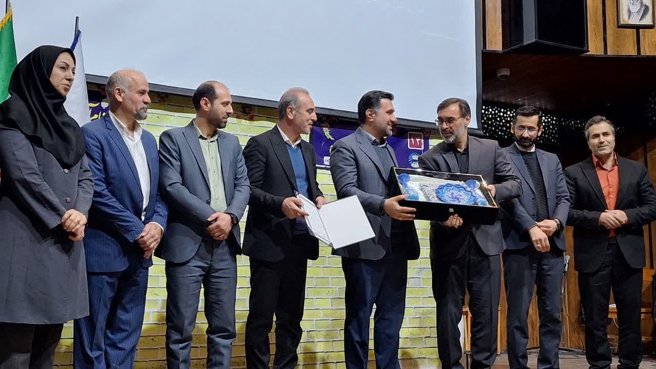 حمایت از تولیدکنندگان وسایل ورزشی در استان قزوین موجب تقویت اقتصاد ورزش می شود حمایت از تولیدکنندگان وسایل ورزشی در استان قزوین موجب تقویت اقتصاد ورزش می شود