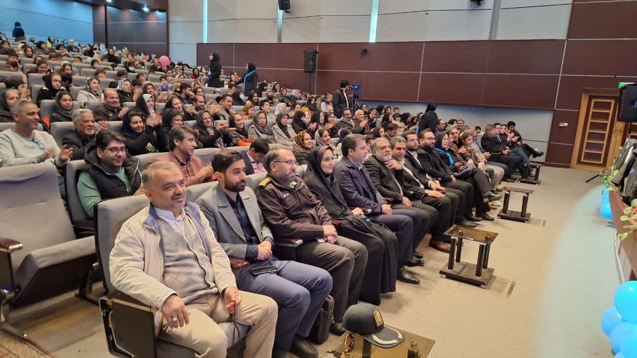 جشن عید همدلی با برپایی ۲۵۵۸ پایگاه ثابت و سیار در استان قزوین برگزار می شود جشن عید همدلی با برپایی ۲۵۵۸ پایگاه ثابت و سیار در استان قزوین برگزار می شود