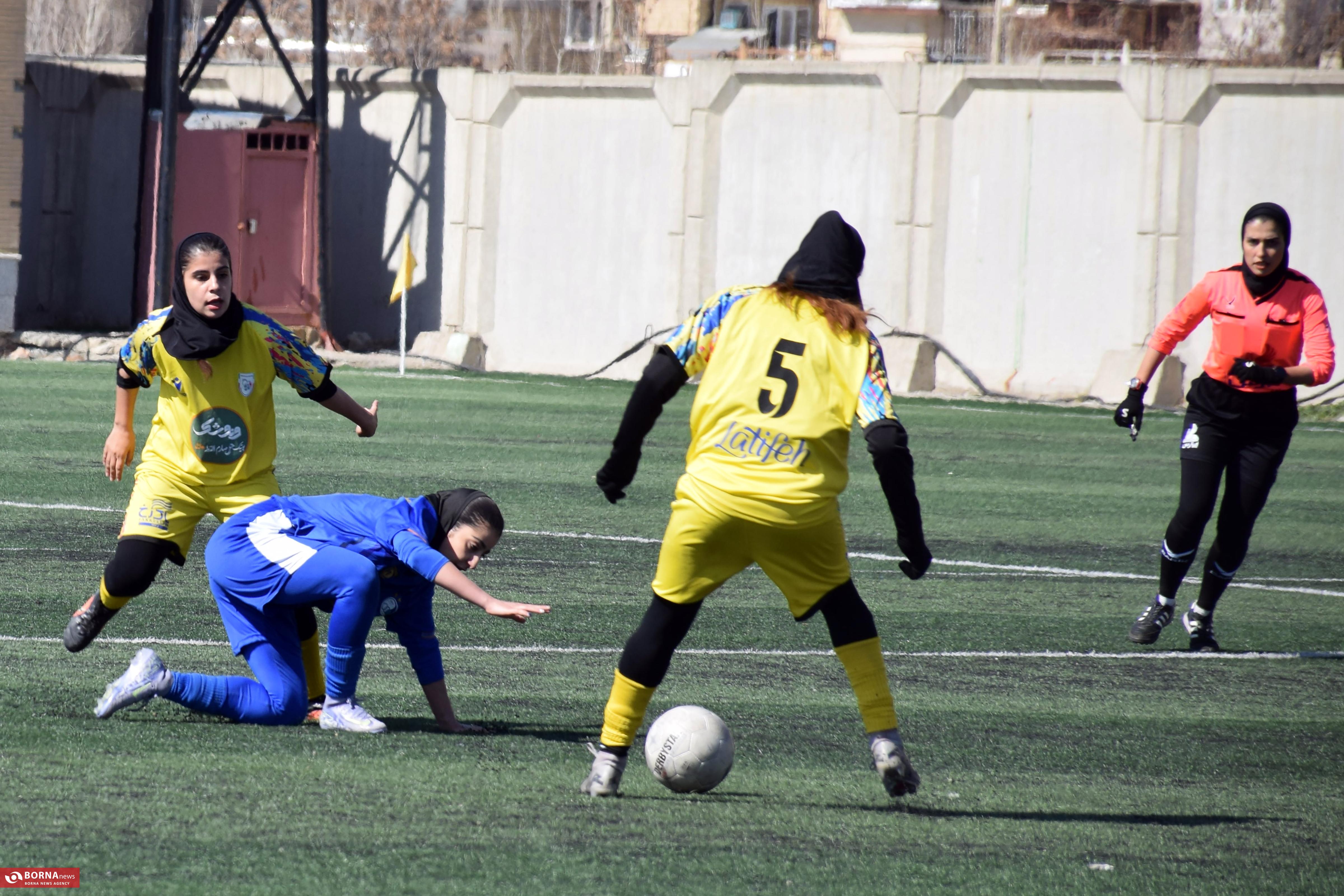 گزارش تصویری| دیدار تیم فوتبال بانوان کرمانشاه با استقلال تهران