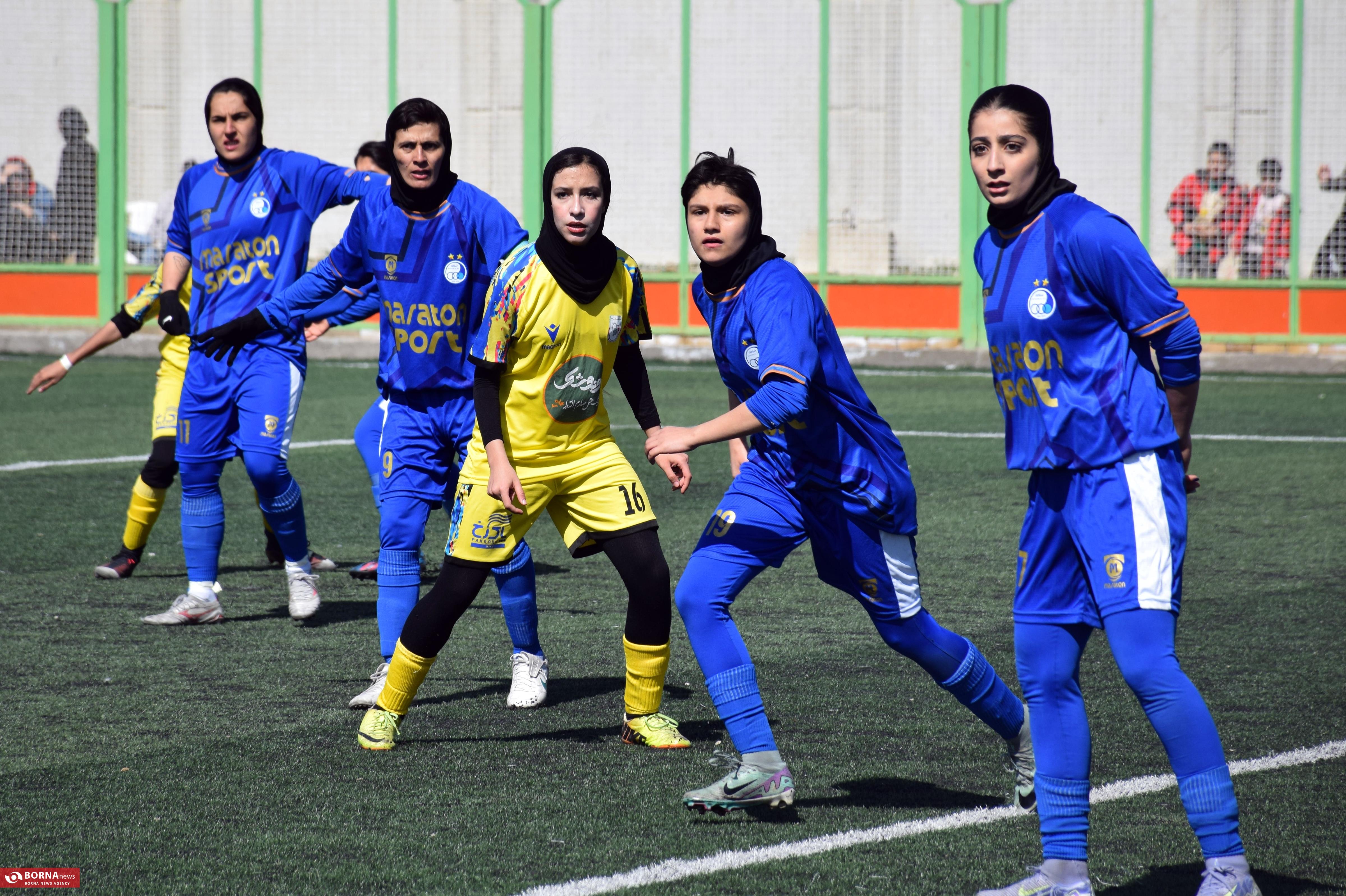 گزارش تصویری| دیدار تیم فوتبال بانوان کرمانشاه با استقلال تهران