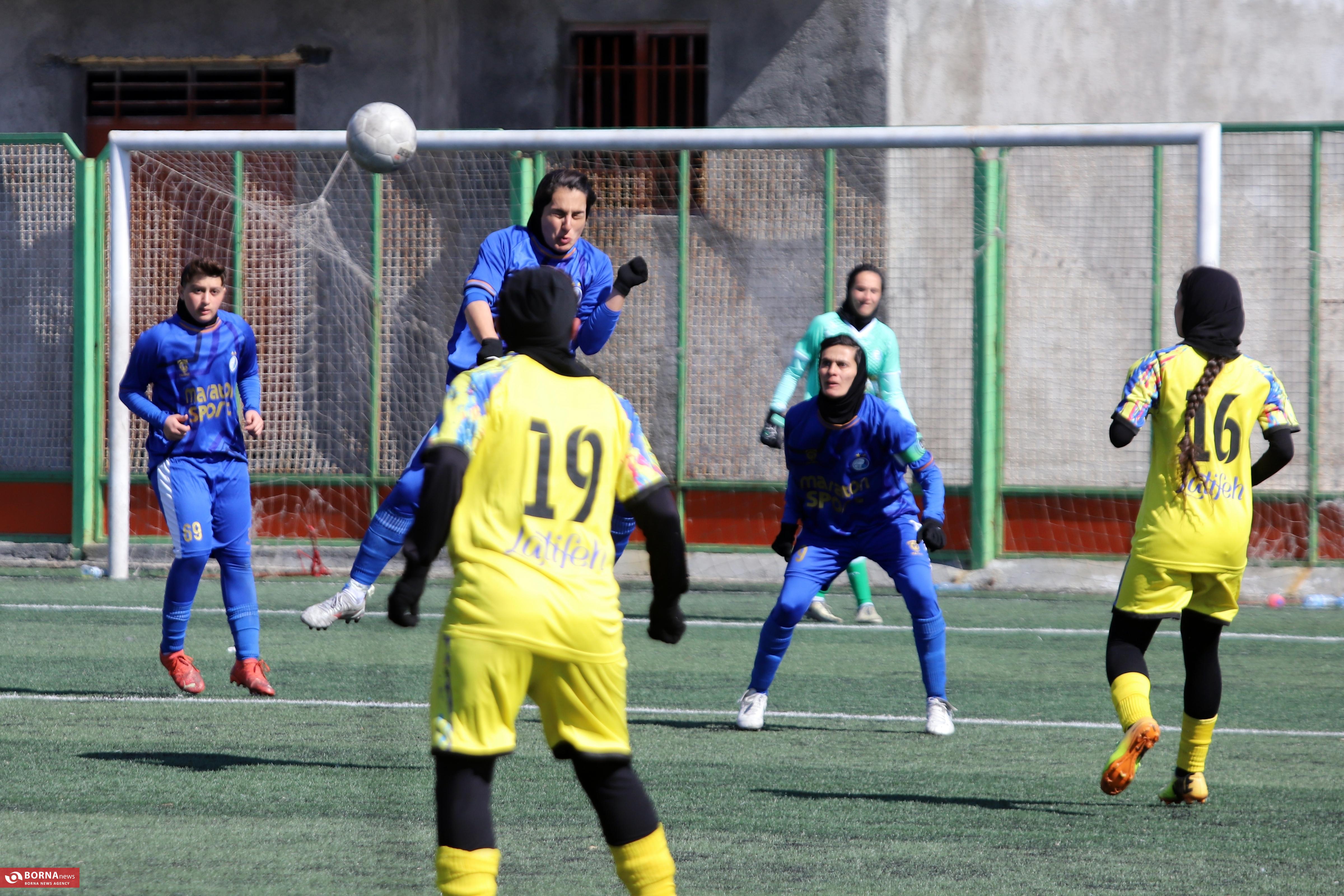 گزارش تصویری| دیدار تیم فوتبال بانوان کرمانشاه با استقلال تهران
