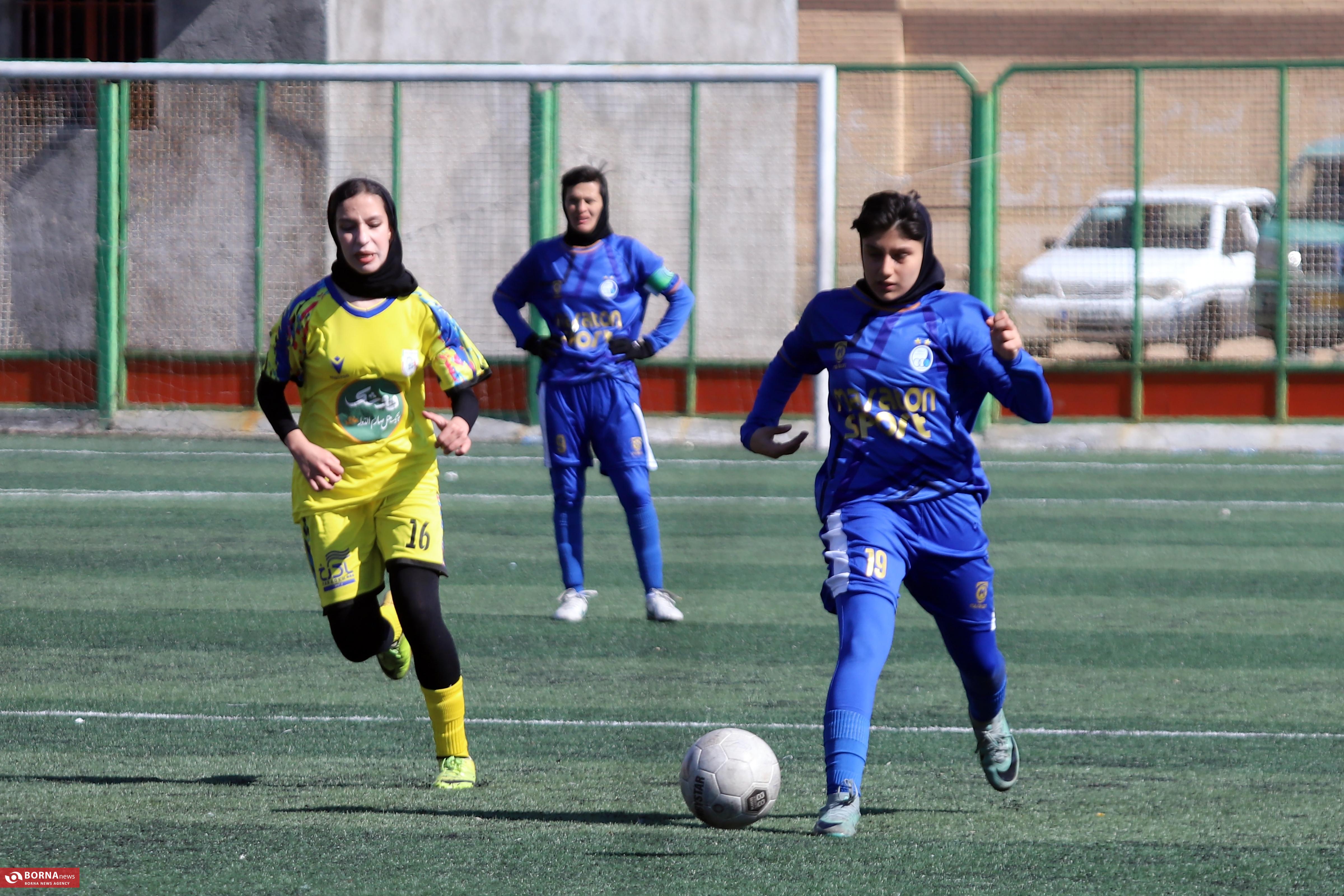 گزارش تصویری| دیدار تیم فوتبال بانوان کرمانشاه با استقلال تهران