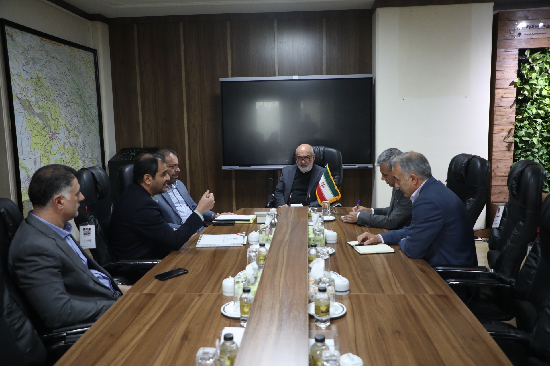 تاکید بر توسعه معدنی و رفع چالش‌های سرمایه‌گذاری در خوزستان