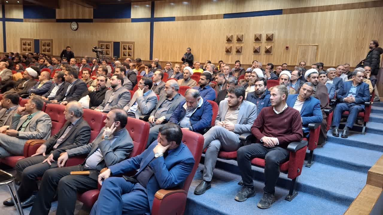 اقتدار و نقشه راه توسعه کشور از مسیر دانش و فنآوری محقق می شود اقتدار و نقشه راه توسعه کشور از مسیر دانش و فنآوری محقق می شود