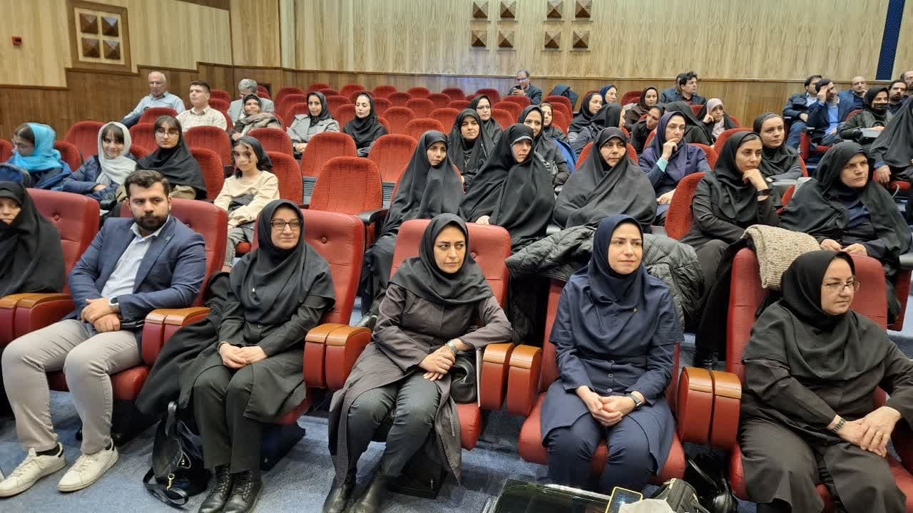 اقتدار و نقشه راه توسعه کشور از مسیر دانش و فنآوری محقق می شود اقتدار و نقشه راه توسعه کشور از مسیر دانش و فنآوری محقق می شود