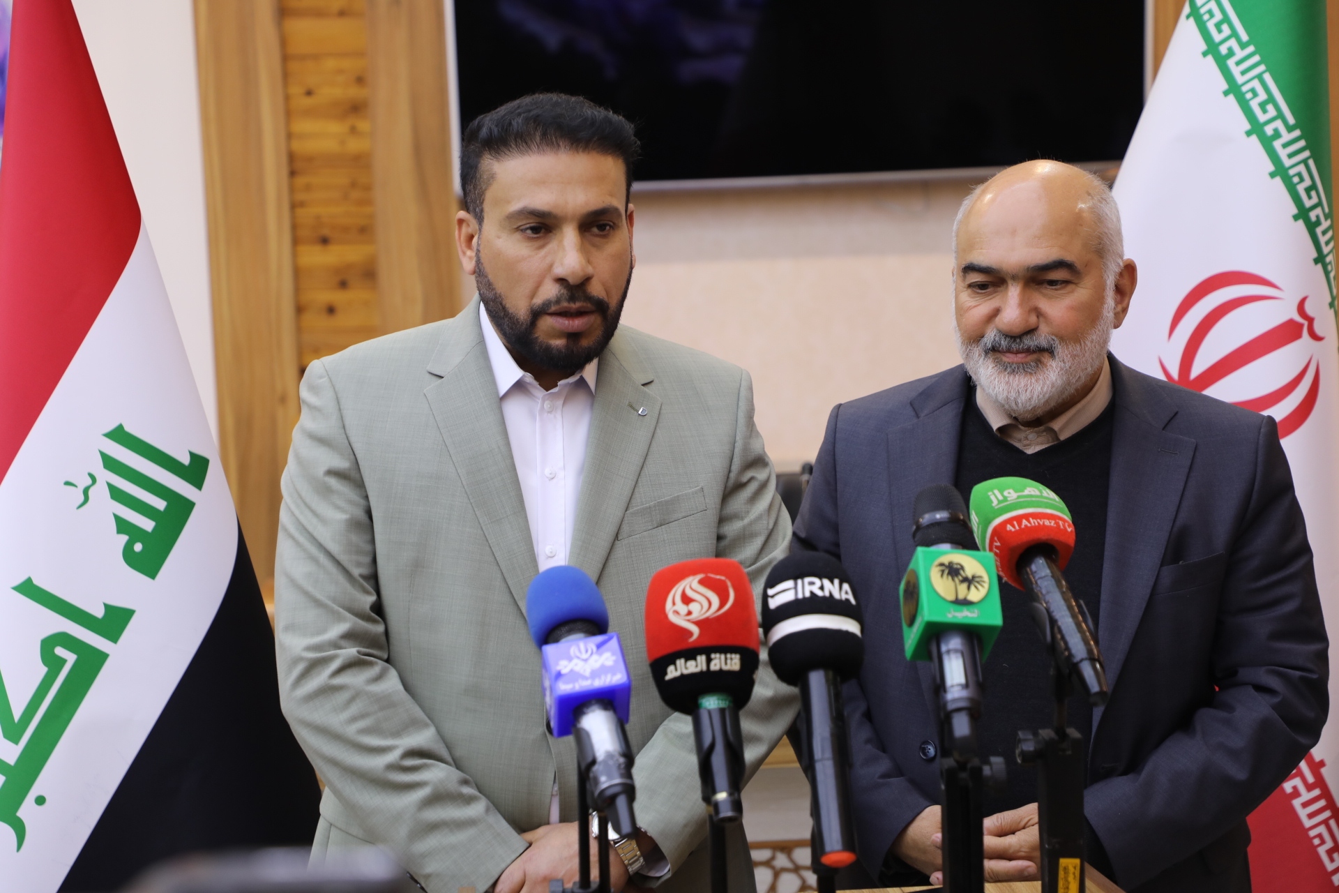 استاندار: خوزستان و میسان پیشگام در توسعه روابط اقتصادی و فرهنگی