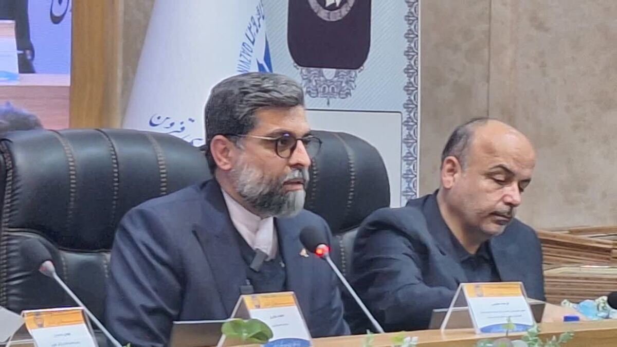 صنعتگران با مدیریت مصرف و مشارکت در ساخت نیروگاه تجدیدپذیر به رفع ناترازی کمک کنند