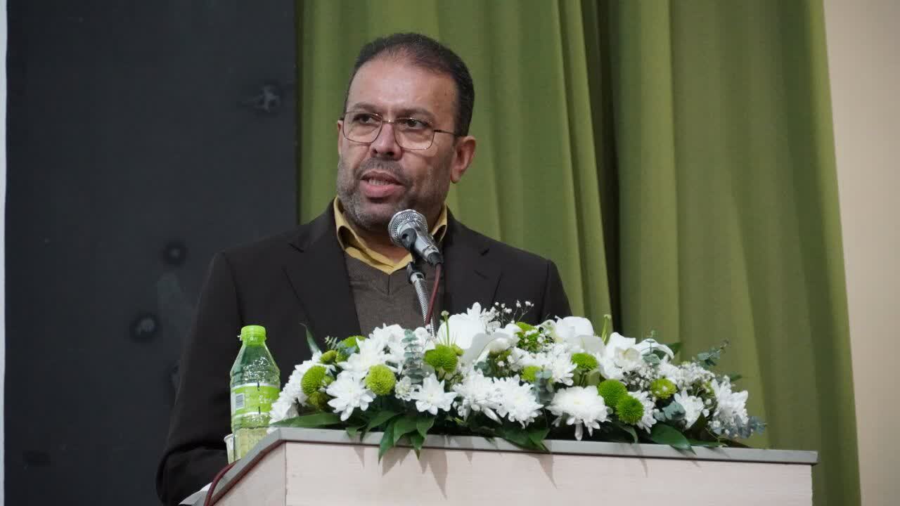 معاون استاندار: وفاق و تعاون کلید توسعه پایدار کشاورزی استان / توسعه صنعت گلخانه‌ای باید به سمت استان های گرمسیری همچون خوزستان هدایت شود