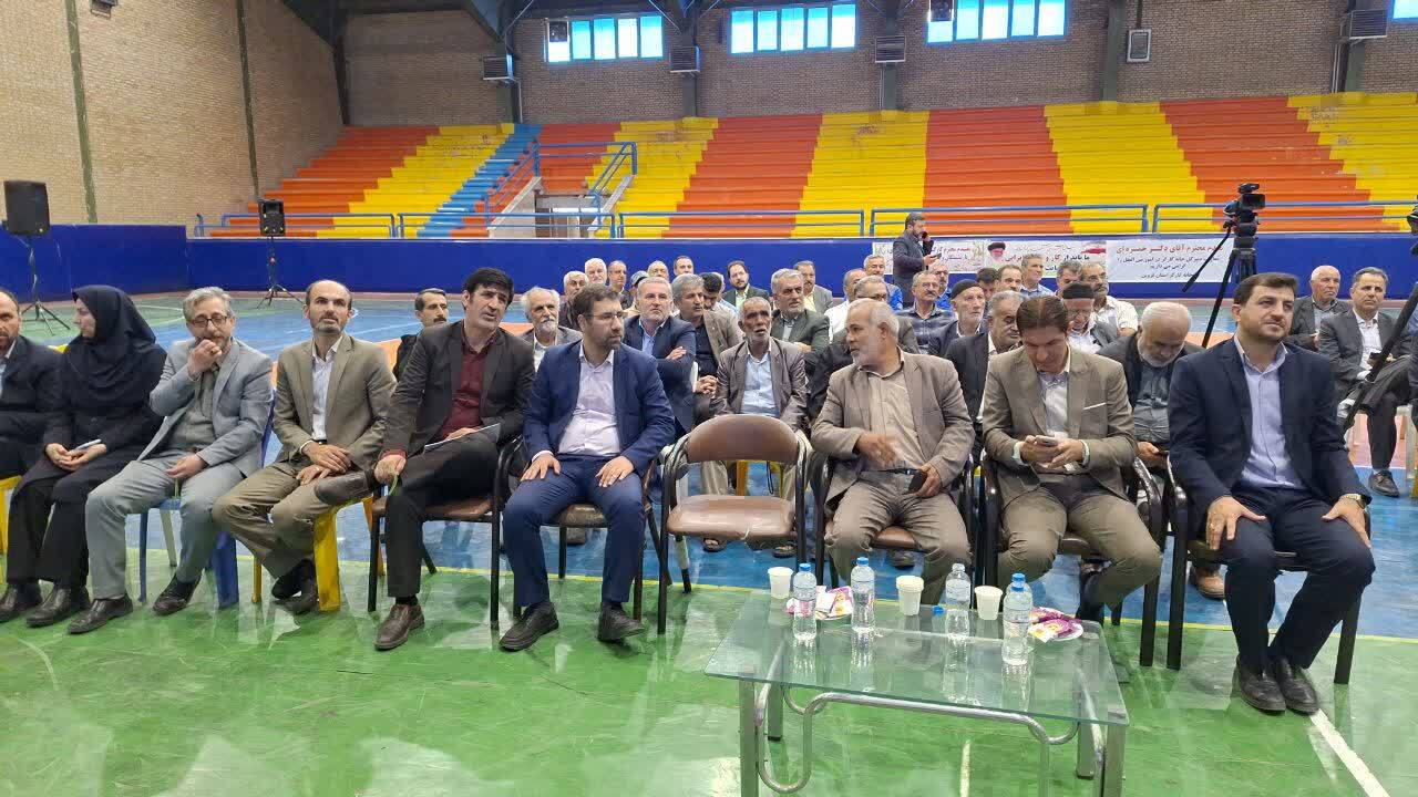 راه برون رفت از مشکلات اقتصادی اتکا به تولید با کمک جامعه کارگری است راه برون رفت از مشکلات اقتصادی اتکا به تولید با کمک جامعه کارگری است