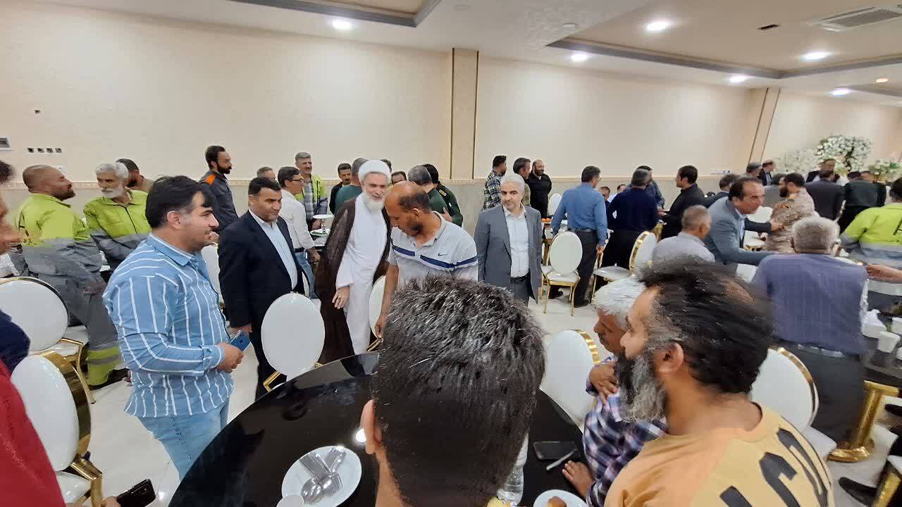 تجلیل از پاکبانان و نظم آفرینان عرصه مدیریت شهری در محمدیه