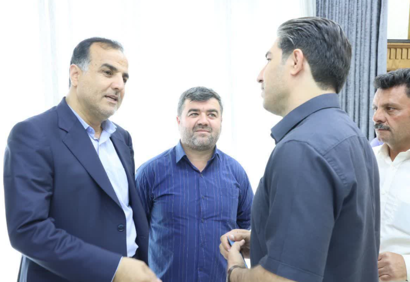 تجلیل از پاکبانان و نظم آفرینان عرصه مدیریت شهری در محمدیه