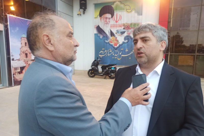 فرش اعتماد قزوین را احیا می کنیم فرش اعتماد قزوین را احیا می کنیم