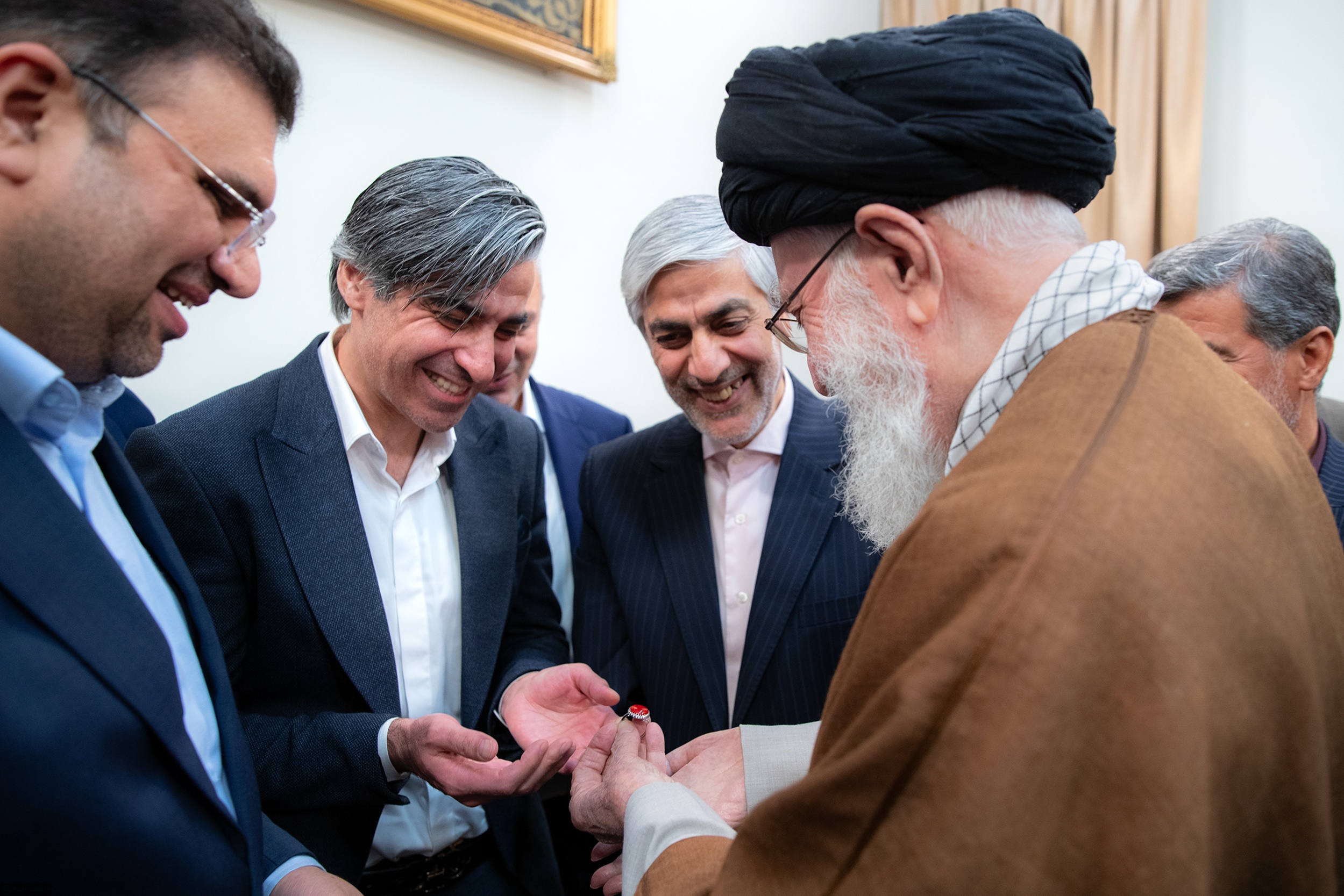 گزارش تصویری دیدار اعضای تیم ملی فوتسال ایران با رهبر انقلاب اسلامی