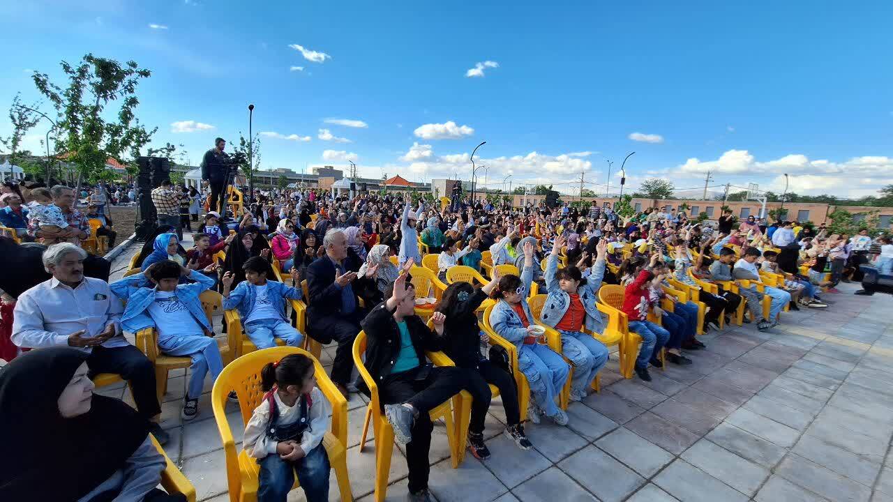 آیین پنجاه بدر همراه باران در قزوین برگزار شد