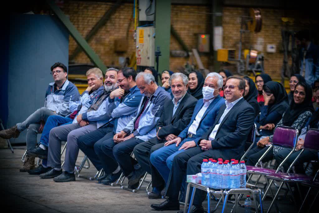 برگزاری جشن بزرگ روز کارگر و بیستوهشتمین سالروز تاسیس گروه صنعتی پویان برگزاری جشن بزرگ روز کارگر و بیستوهشتمین سالروز تاسیس گروه صنعتی پویان