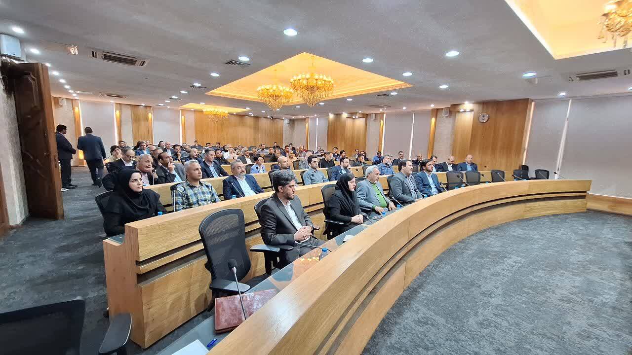 عبور موفق از پیک تابستان با همکاری صنایع در مدیریت مصرف انرژی ممکن می شود