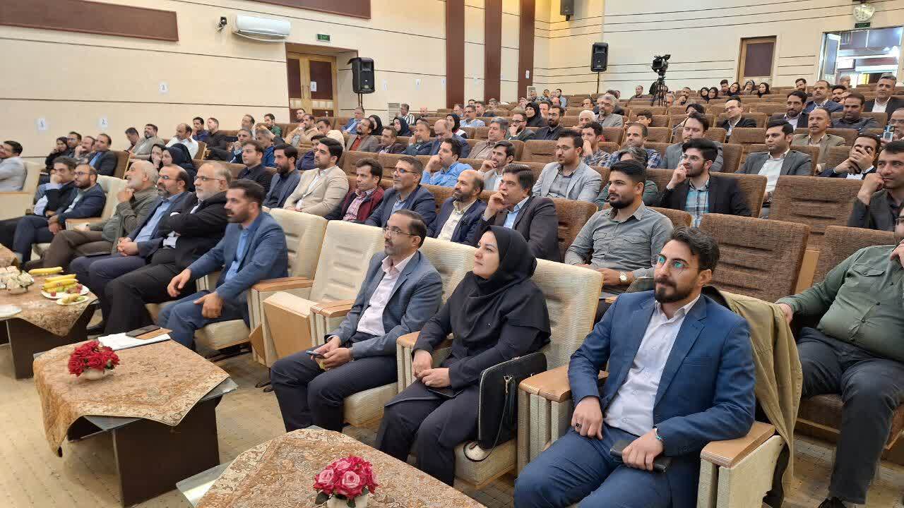 نسل جدید با چالش های تحصیلی، اعتقادی و ارتباطی روبروست