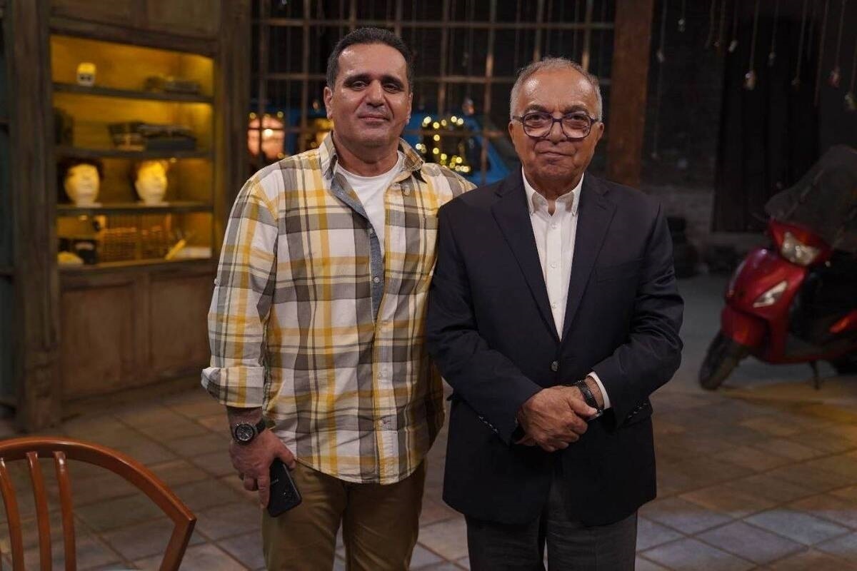 واسعی: حسین رفیعی چندین توانایی را یکجا دارد/ «مدار بسته» با الهام از طنزهای سروش صحت واسعی: حسین رفیعی چندین توانایی را یکجا دارد/ «مدار بسته» با الهام از طنزهای سروش صحت