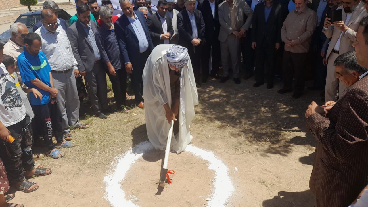 عملیات اجرایی بهسازی معابر ۱۰ روستای بخش مرکزی اهواز آغاز شد عملیات اجرایی بهسازی معابر ۱۰ روستای بخش مرکزی اهواز آغاز شد