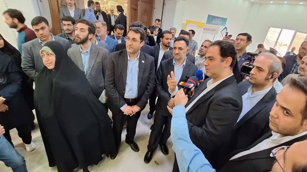 چهار طرح دانش بنیان پارک علم و فناوری قزوین رونمایی و افتتاح شد چهار طرح دانش بنیان پارک علم و فناوری قزوین رونمایی و افتتاح شد