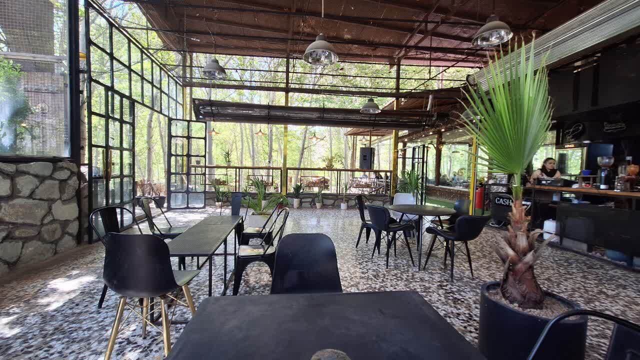 مجموعه پذیرایی آب و آتش مکانی آرام بخش برای مسافران و گردشگران مجموعه پذیرایی آب و آتش مکانی آرام بخش برای مسافران و گردشگران