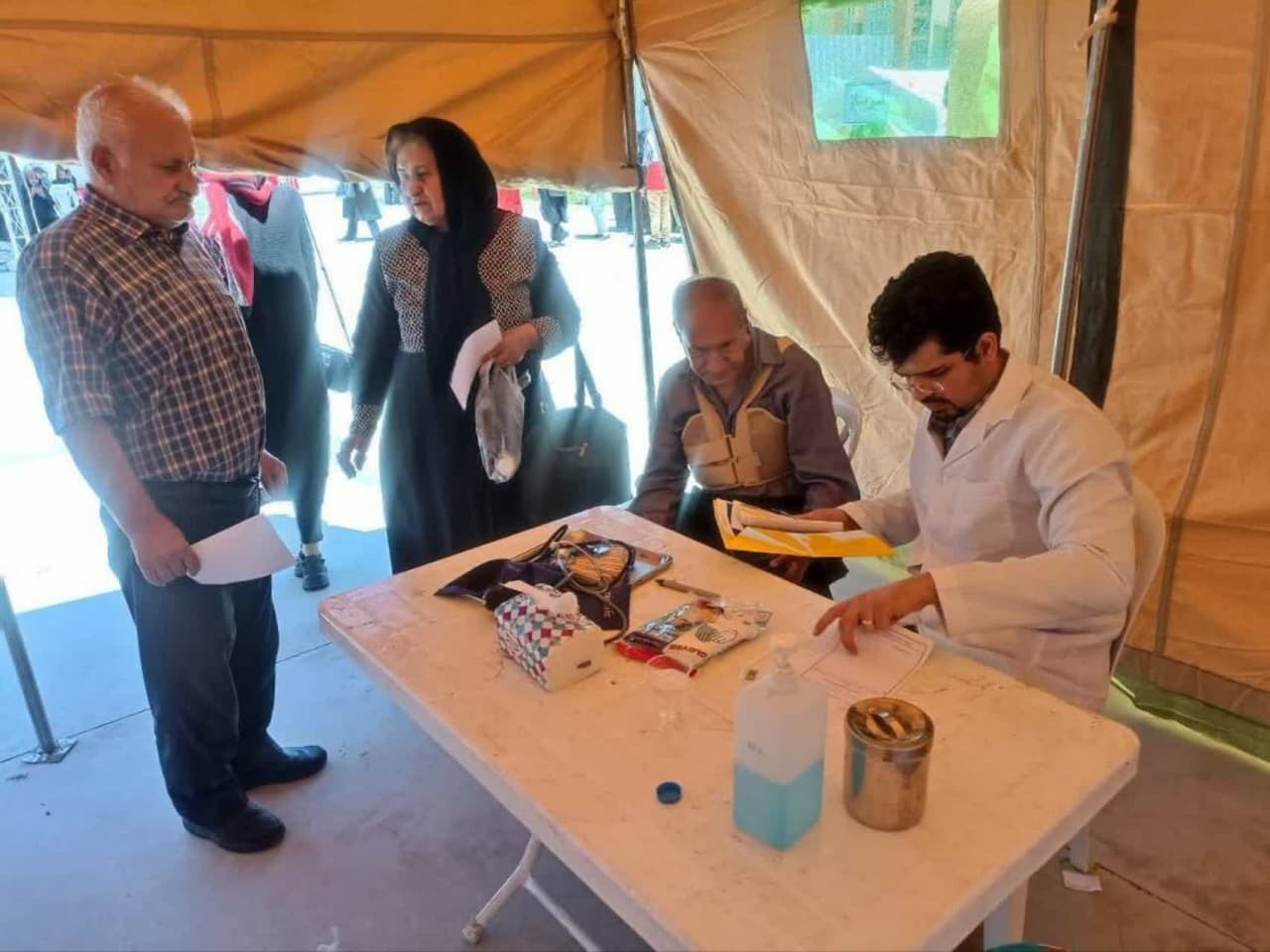 کاروان سلامت به شهر مهرگان رسید کاروان سلامت به شهر مهرگان رسید