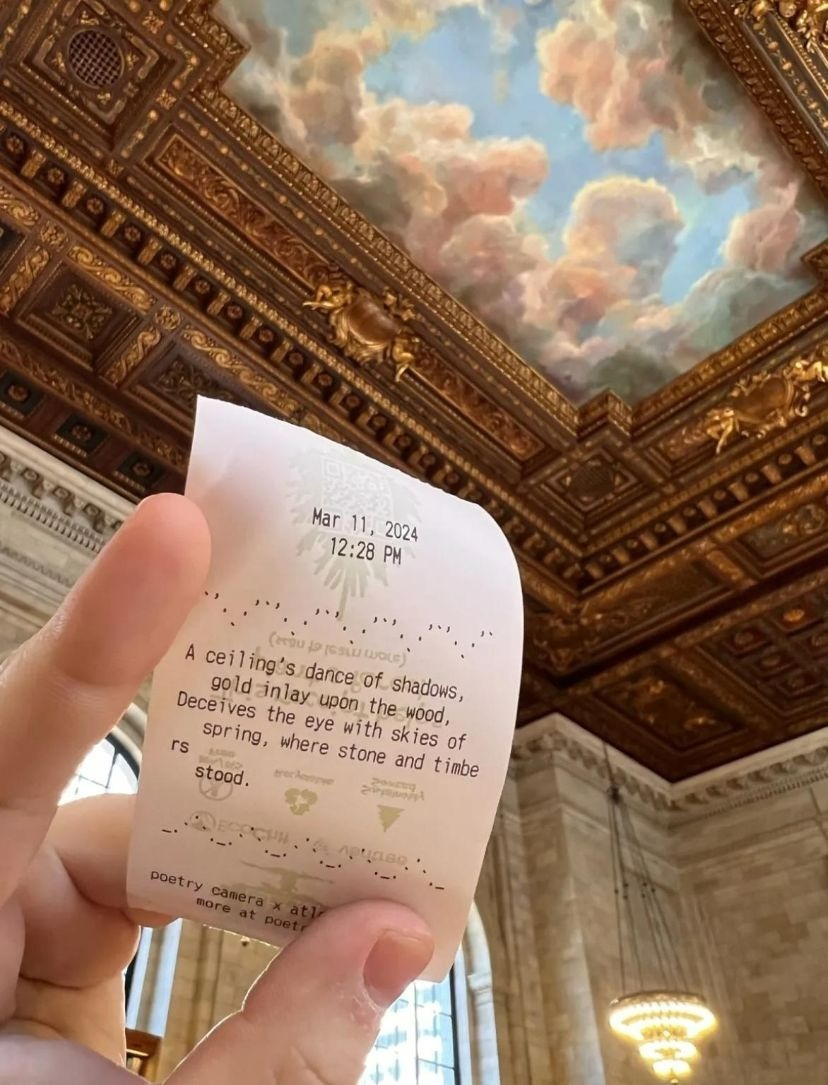 این دوربین برای عکسهای شما شعر میسراید! +عکس این دوربین برای عکسهای شما شعر میسراید! +عکس