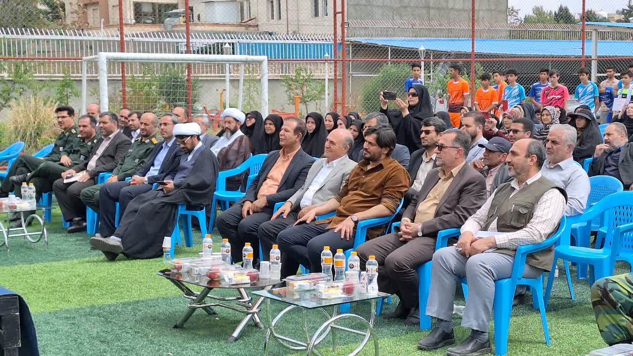 مسابقات فوتبال خیابانی جام ایثار در قزوین آغاز شد